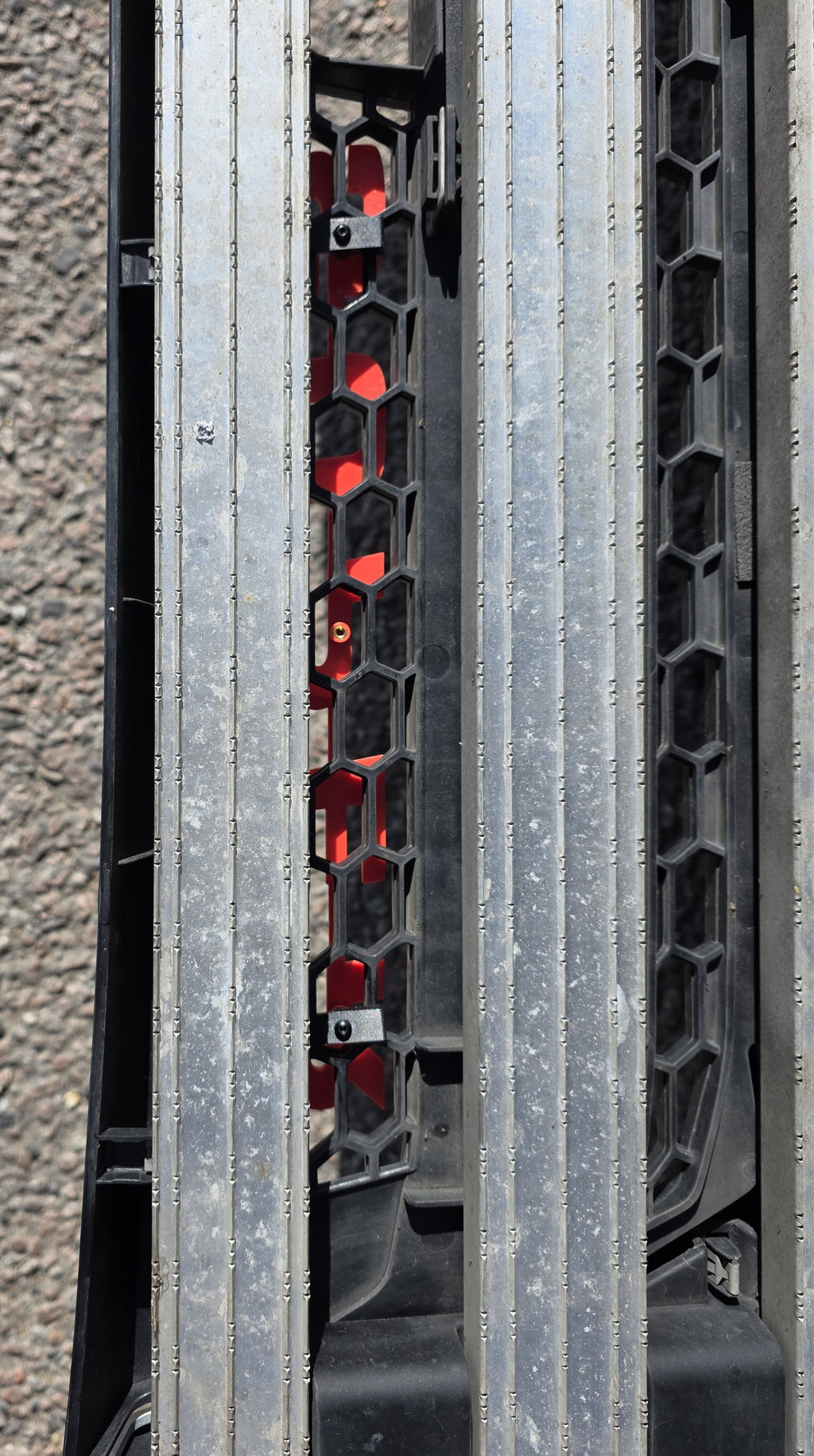 Custom 3D Printed SUPER Badge for Scania Next Gen –Lower Grill RED